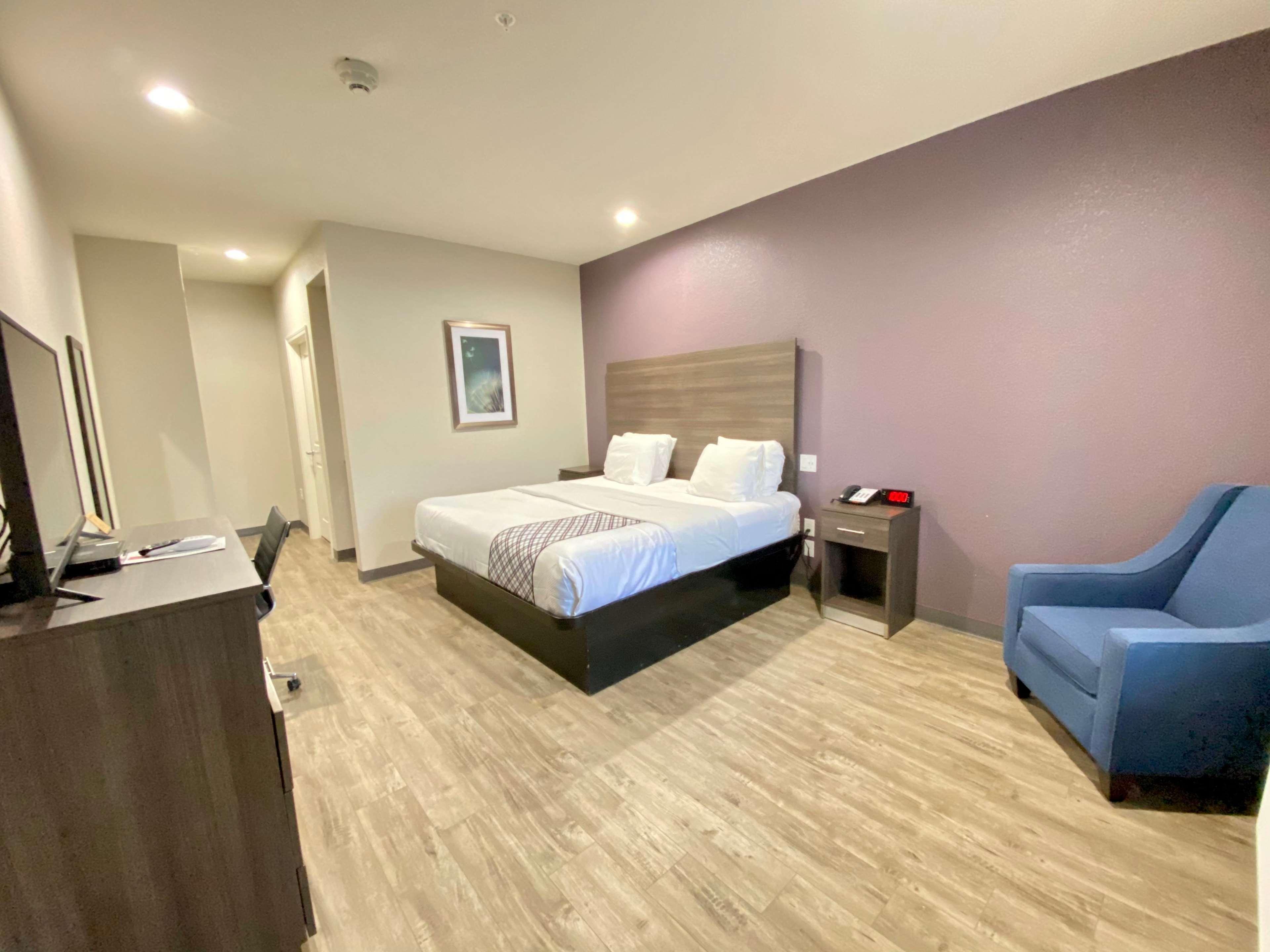 Surestay Plus Hotel By Best Western Ада Экстерьер фото