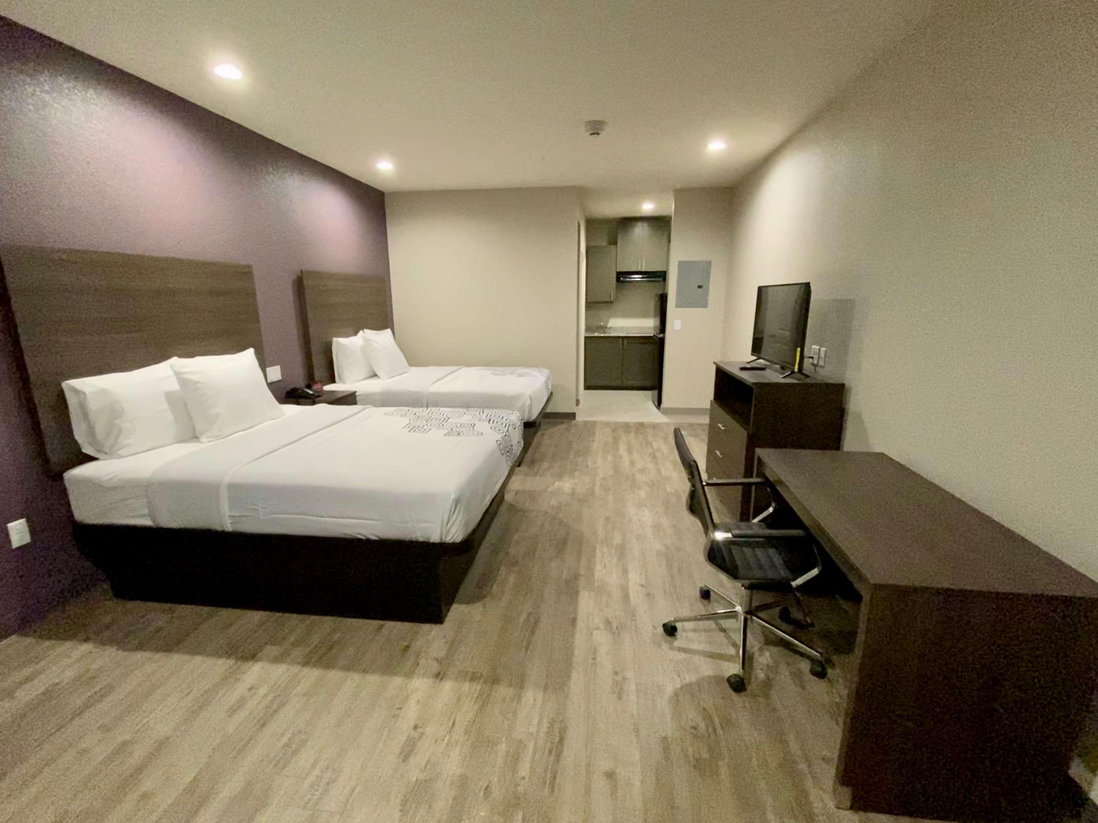 Surestay Plus Hotel By Best Western Ада Экстерьер фото
